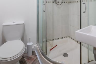8 bed house, Blackweir Terrace, Maindy, Cardiff, CF103EQ - Image 9
